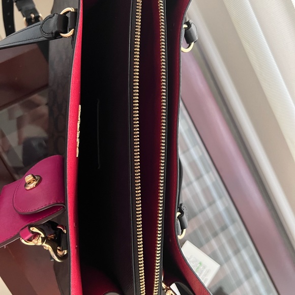 like new - Picture 2 of 4